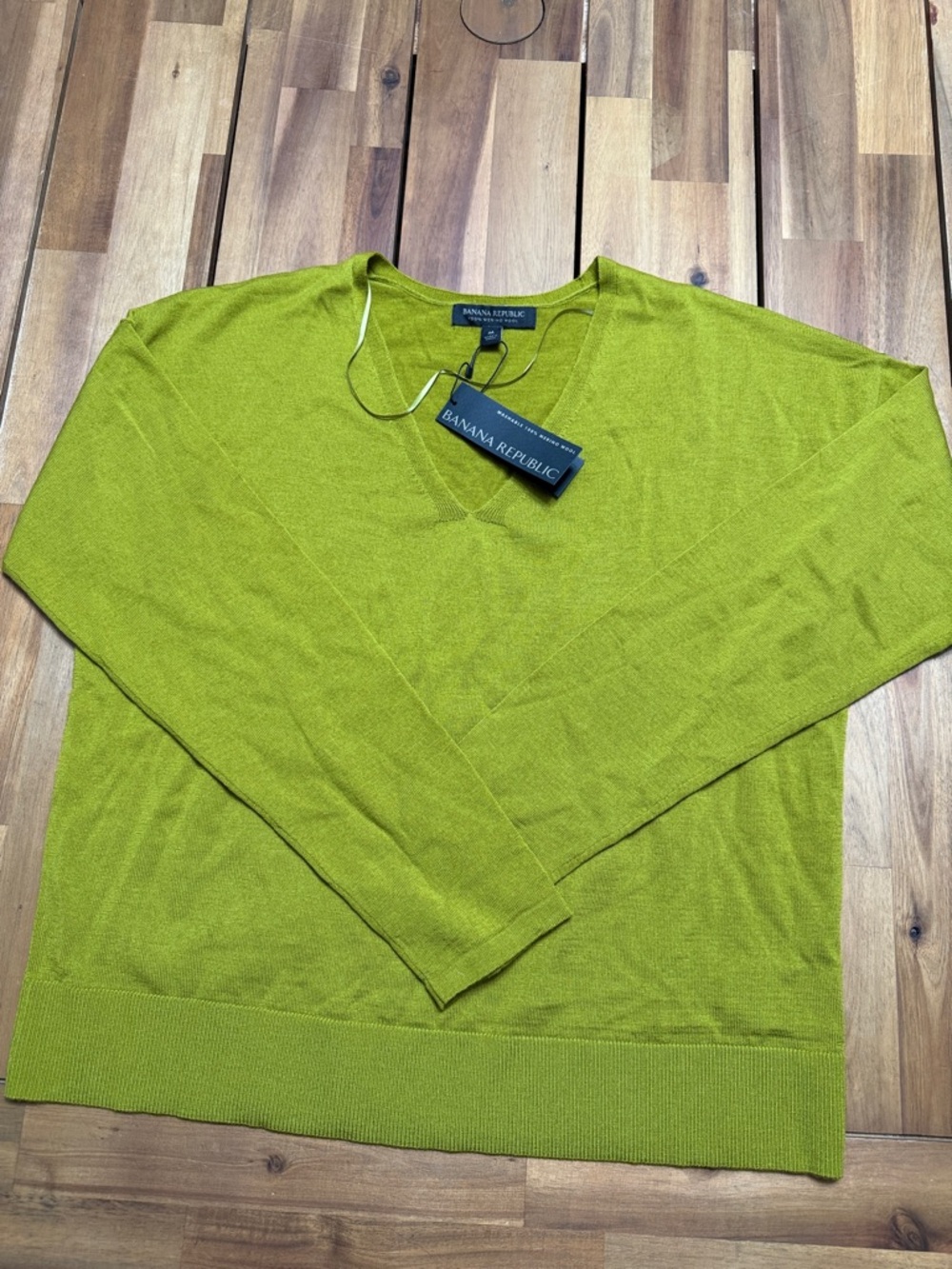 Banana Republic women’s V-Neck Sweater in peridot green.